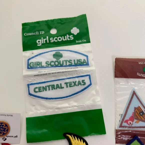 Lots of Girl Scouts USA Patch Set pin - Picture 7 of 8